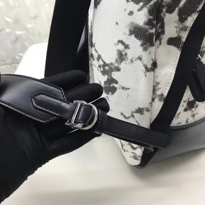 BALENCIAG巴黎世家 專櫃最新系列 Le Dix Money 帆布配牛皮 小號雙肩包  BL1168